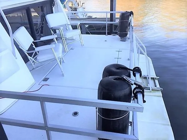 Slide: The Image of Gibson 50 Cabin Yacht 1993 - 3