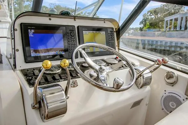 Slide: The Image of Luhrs 31 Open 2003 - 11