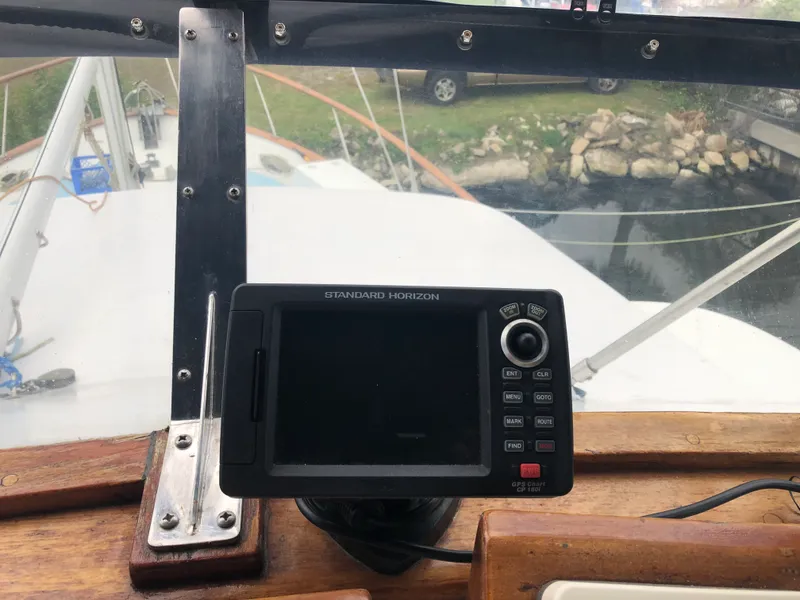 Slide: The Image of DeFever Trawler 1985 - 8