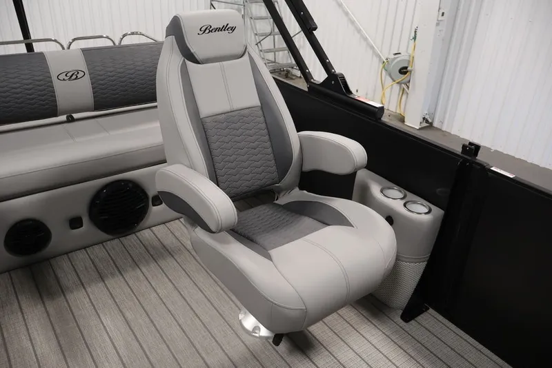 Slide: The Image of Luxurious seating in 2026 Bentley Pontoons 223 Elite Swingback Dual Captain boat. - 34