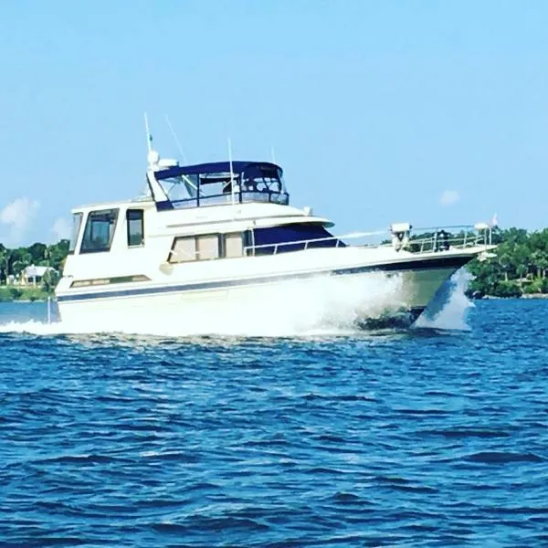 Slide: The Image of Vista Flushdeck Motor Yacht 1989 - 0