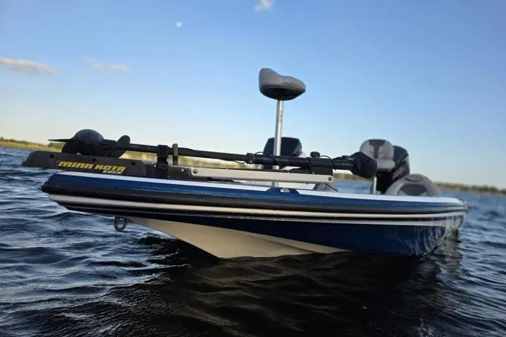 Slide: The Image of 2017 Nitro Z17 boat on water with Minn Kota trolling motor. - 41