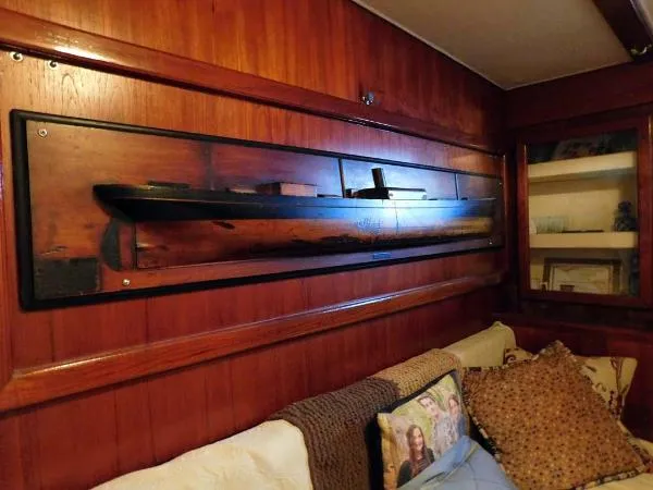 Slide: The Image of Pacemaker 46 Motor Yacht 1978 - 10