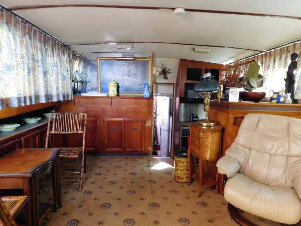Slide: The Image of Pacemaker 46 Motor Yacht 1978 - 7