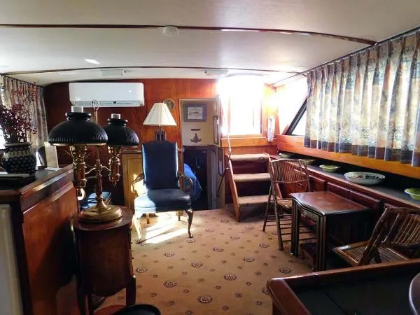 Slide: The Image of Pacemaker 46 Motor Yacht 1978 - 9