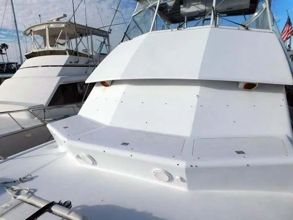 Slide: The Image of Hatteras Convertible 1986 - 4