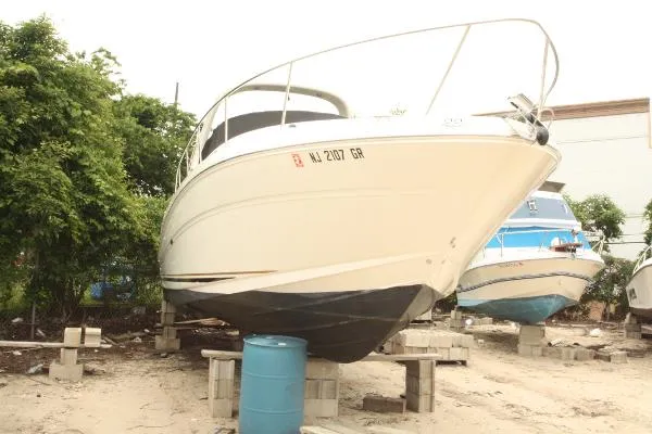 Slide: The Image of Sea Ray 300 Sundancer 2002 - 1