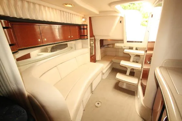 Slide: The Image of Sea Ray 300 Sundancer 2002 - 11