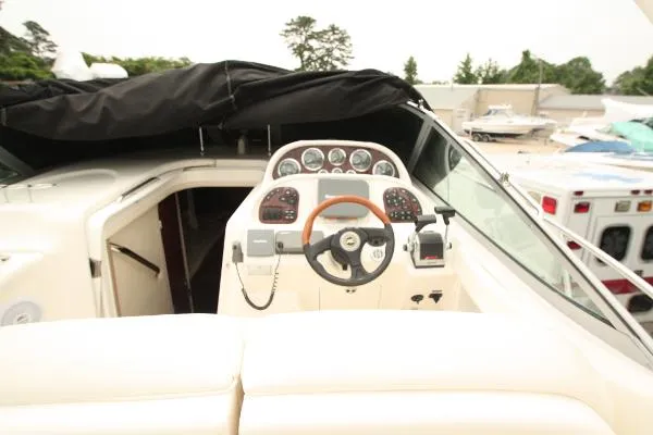 Slide: The Image of Sea Ray 300 Sundancer 2002 - 4