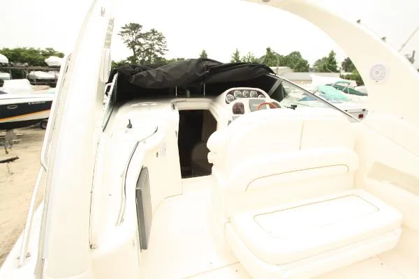 Slide: The Image of Sea Ray 300 Sundancer 2002 - 6