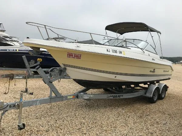 Slide: The Image of Wellcraft 220 Sportsman 2004 - 0