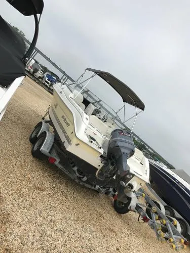 Slide: The Image of Wellcraft 220 Sportsman 2004 - 3