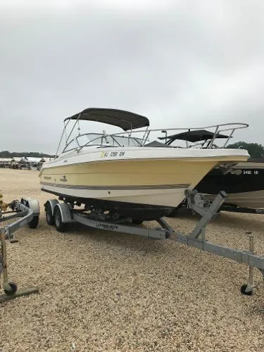 Slide: The Image of Wellcraft 220 Sportsman 2004 - 6