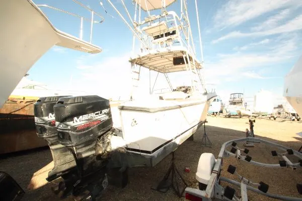 Slide: The Image of Mako 284 CC Cuddy Cabin 1987 - 3