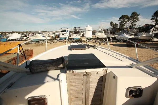 Slide: The Image of Mako 284 CC Cuddy Cabin 1987 - 9