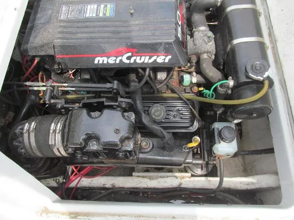 Slide: The Image of Silverhawk Center Console 2000 - 10