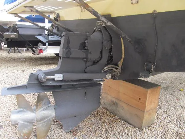 Slide: The Image of Silverhawk Center Console 2000 - 5