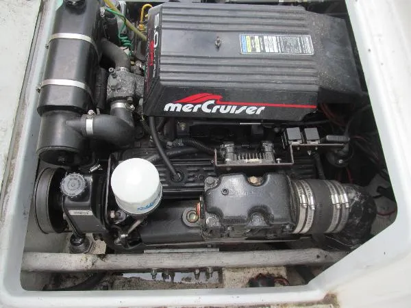 Slide: The Image of Silverhawk Center Console 2000 - 8