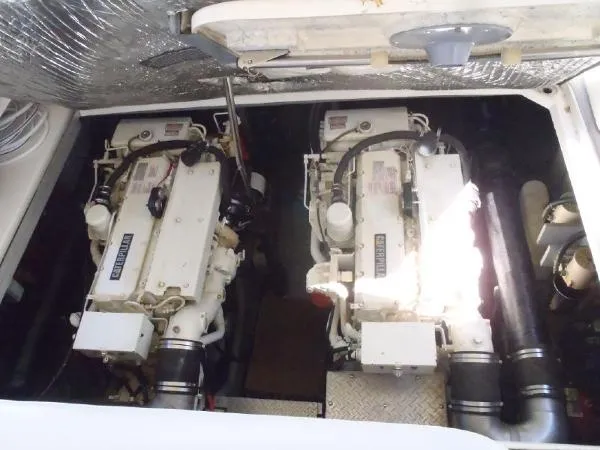 Slide: The Image of Sea Ray 400 Sundancer 1998 - 7