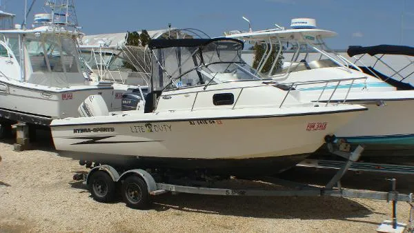Slide: The Image of Hydra Sports 212 WA 2001 - 1