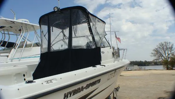 Slide: The Image of Hydra Sports 212 WA 2001 - 10