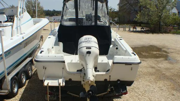 Slide: The Image of Hydra Sports 212 WA 2001 - 4