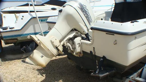 Slide: The Image of Hydra Sports 212 WA 2001 - 5