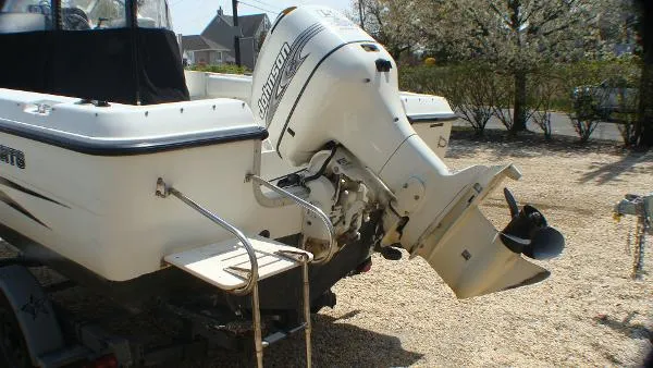 Slide: The Image of Hydra Sports 212 WA 2001 - 6