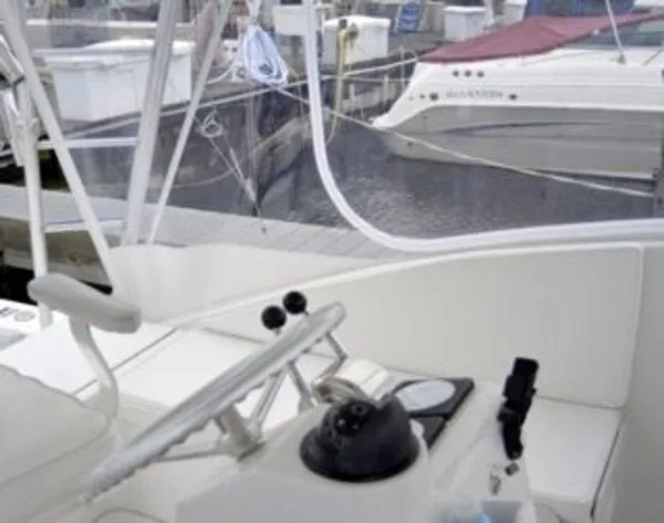 Slide: The Image of Luhrs 320 Open 1997 - 3