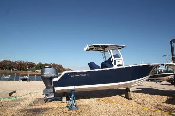 Slide: The Image of Sportsman Heritage 251 Center Console 2016 - 3