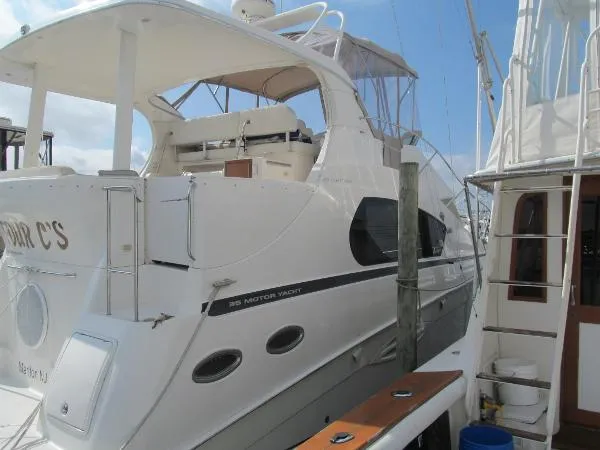 Slide: The Image of Silverton 35 Motor Yacht 2005 - 5