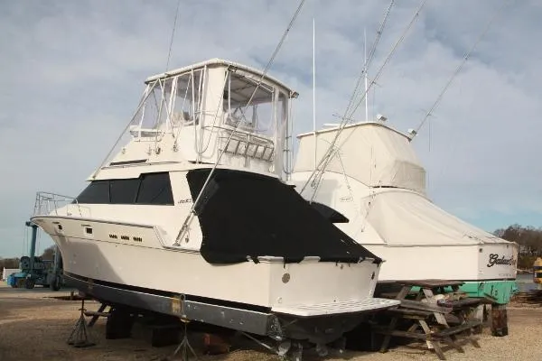 Slide: The Image of Luhrs 342 Sport Fisherman 1988 - 0