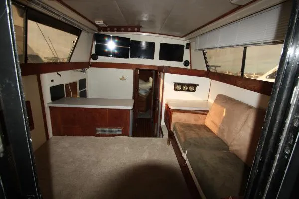 Slide: The Image of Luhrs 342 Sport Fisherman 1988 - 4