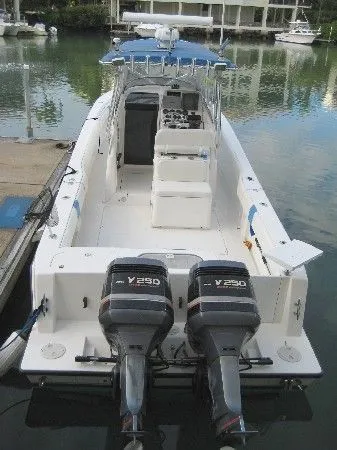Slide: The Image of Contender 31 Fish Around Console Cuddy 1999 - 3