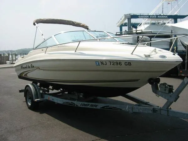 Slide: The Image of Sea Ray 190 SIGNATURE CUDDY-1999 1999 - 0