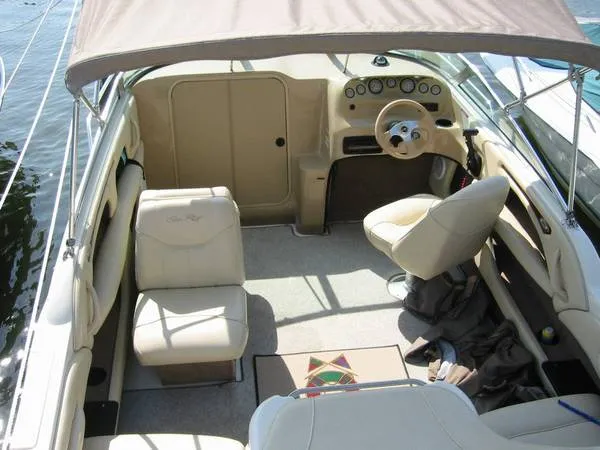 Slide: The Image of Sea Ray 190 SIGNATURE CUDDY-1999 1999 - 1