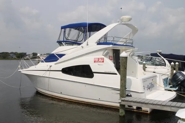 Slide: The Image of Silverton 330 Sport Bridge 2001 - 0