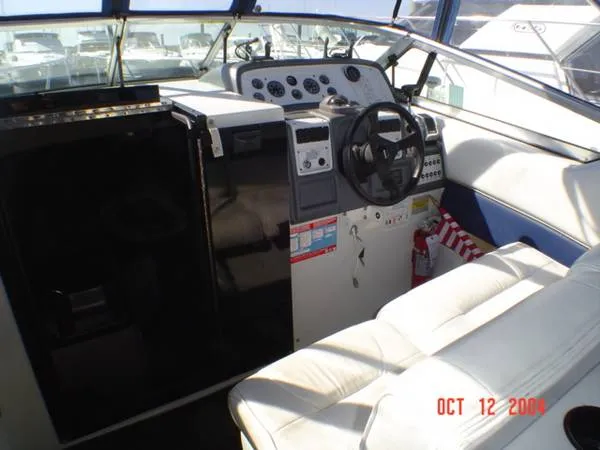 Slide: The Image of Crownline Boats 250 CR 1994 - 7