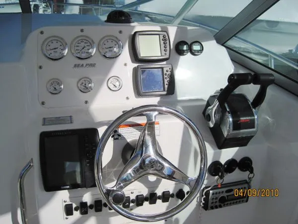 Slide: The Image of Sea Pro 270 WA 2006 - 11