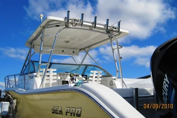 Slide: The Image of Sea Pro 270 WA 2006 - 6