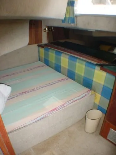 Slide: The Image of Bayliner 3888 Motoryacht 1989 - 7