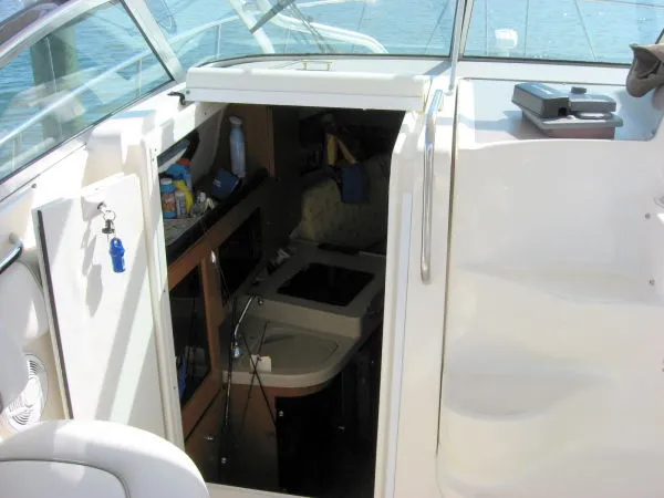 Slide: The Image of Wellcraft 290 Coastal-Yamaha 250HP 4-Strokes 2005 - 10