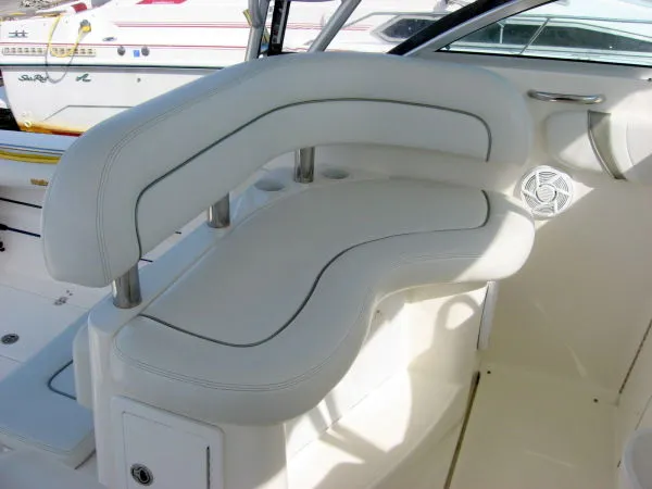 Slide: The Image of Wellcraft 290 Coastal-Yamaha 250HP 4-Strokes 2005 - 6