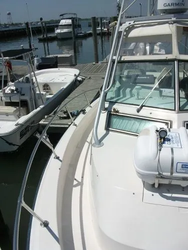 Slide: The Image of Grady-White Marlin / 2003 4 Stroke Yamahas 1989 - 9