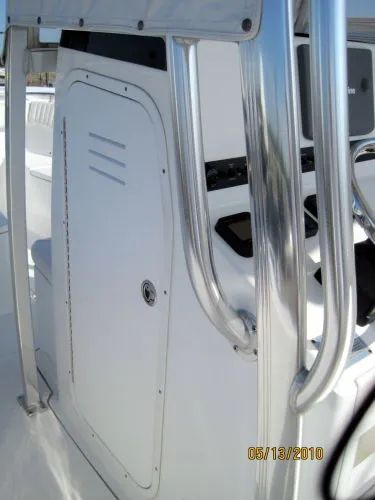 Slide: The Image of Sea Hunt Triton 260 CC 2008 - 10