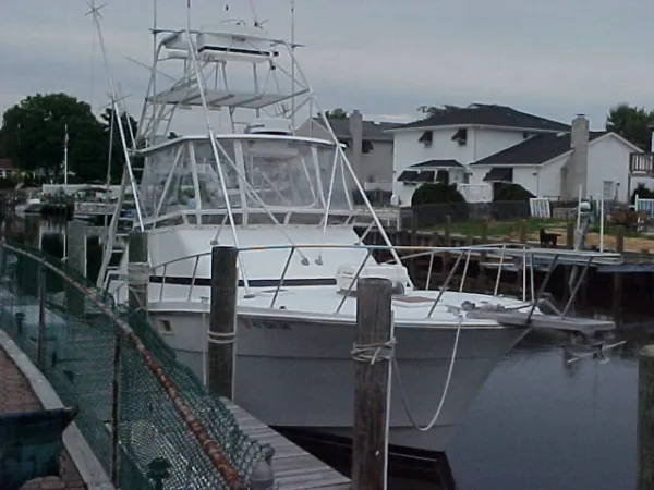 Slide: The Image of Topaz 38 EXPRESS SPORTFISHERMAN-1983 1983 - 0