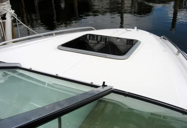 Slide: The Image of Chaparral 215 SS 2003 - 11