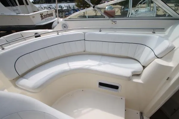 Slide: The Image of Rinker Fiesta Vee 270 2000 - 5