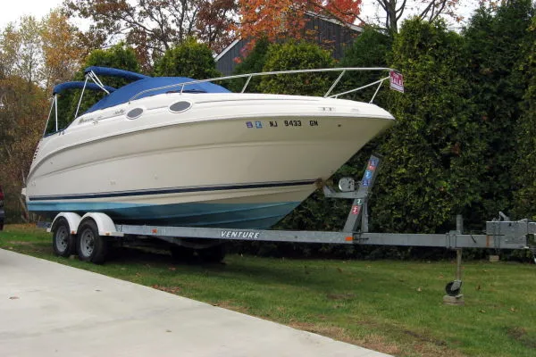 Slide: The Image of Sea Ray 240 Sundancer 2000 - 1
