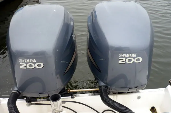 Slide: The Image of Robalo 265 Walkaround 2003 - 4